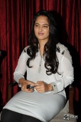 Anushka at Rudramadevi Movie Release Date Press Meet